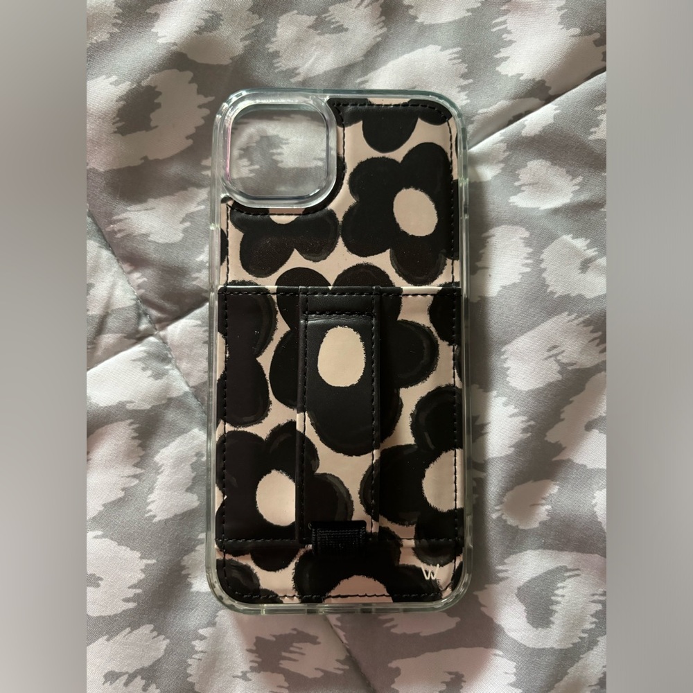 Used iPhone 15 plus Walli brand case
